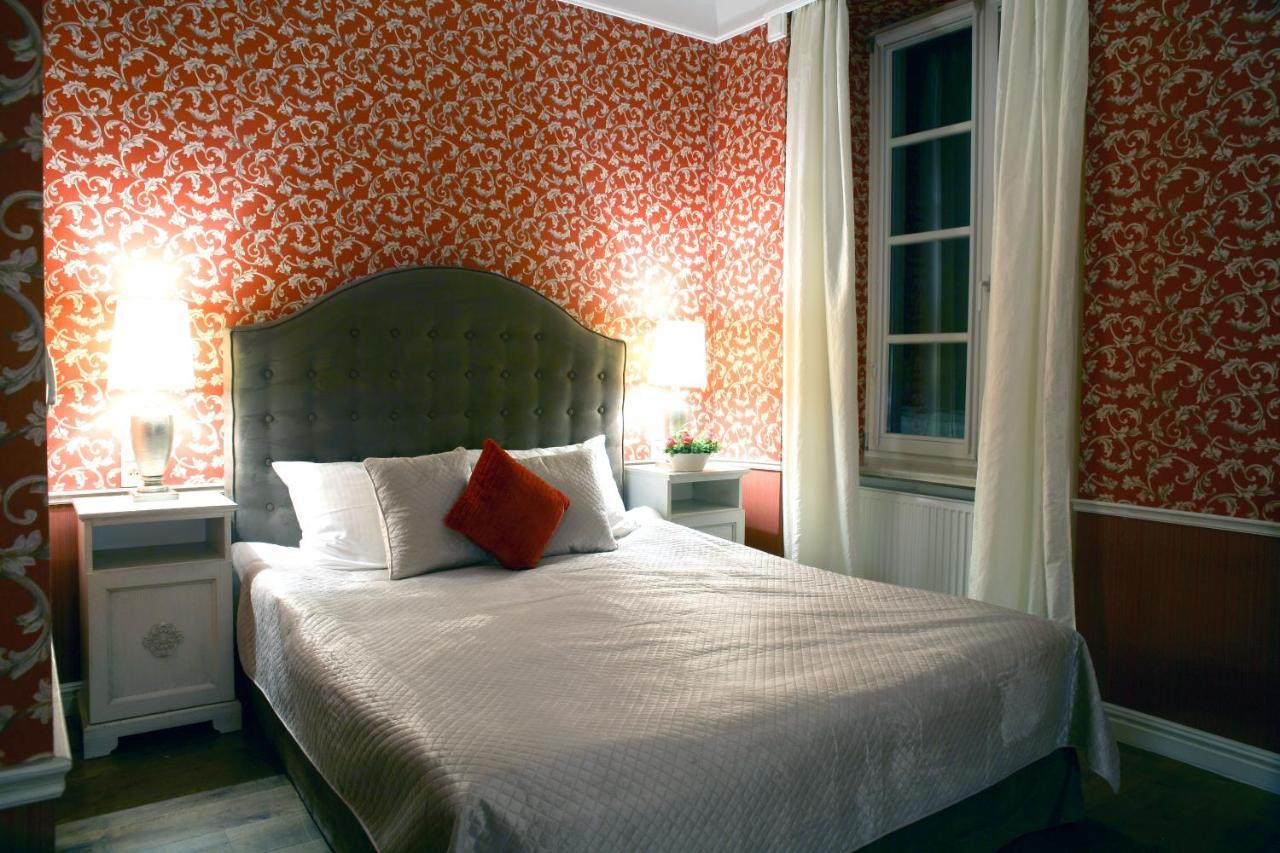 Dwor Hotel 3*